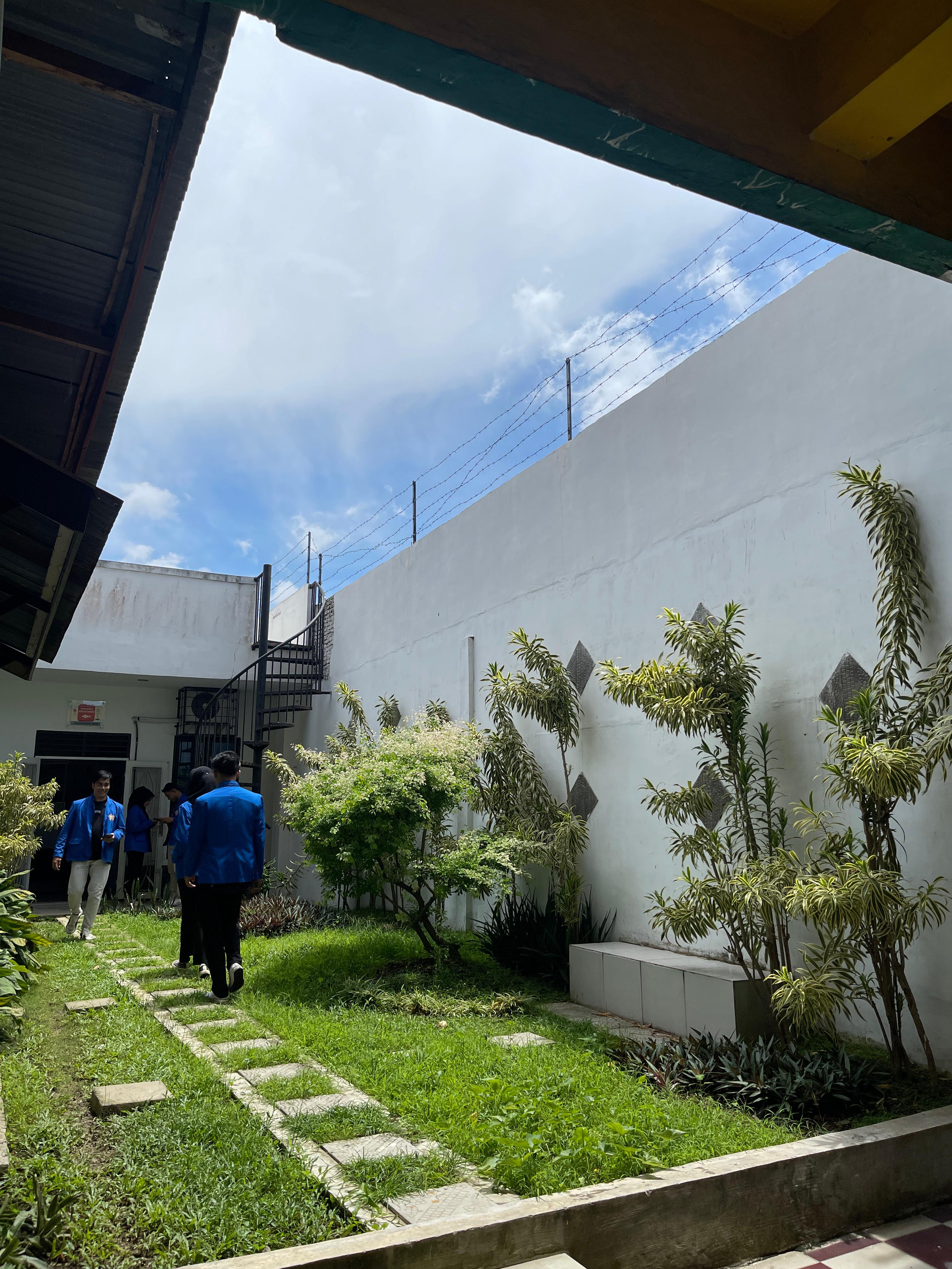 Sarana dan Prasarana UPMI 17